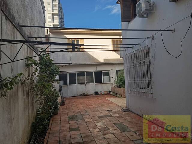 Casa para Venda em Porto Alegre - 3