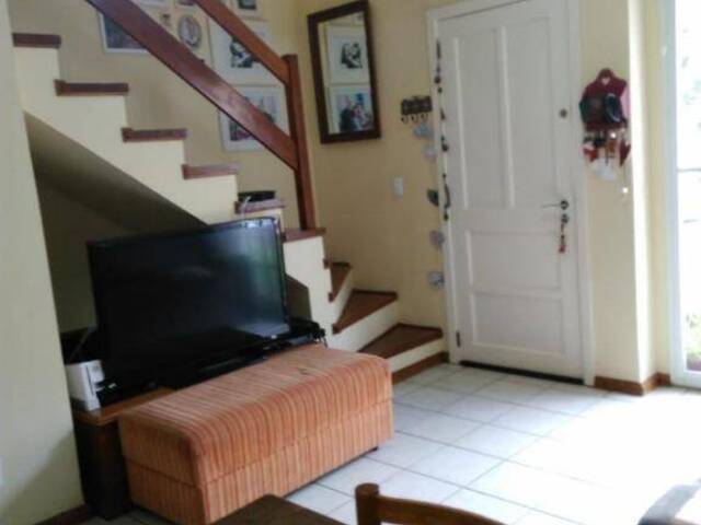 #CA0054 - Casa para Venda em Porto Alegre - RS - 2