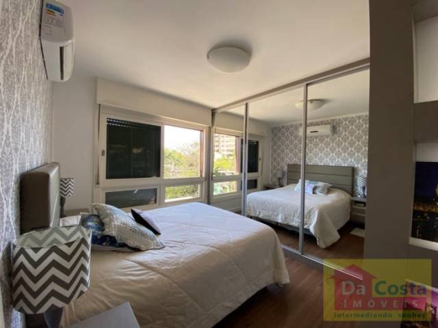 Apartamento para Venda em Porto Alegre - 2