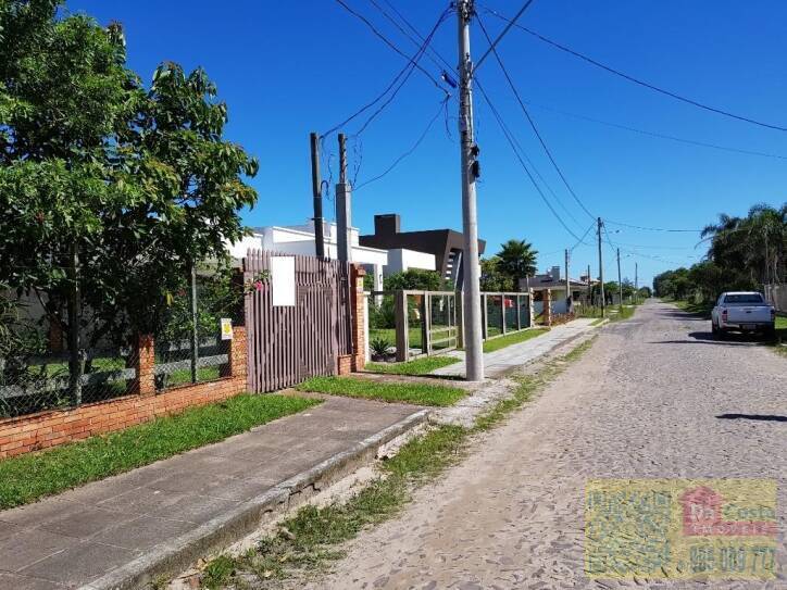 Casa com 3 dormitórios à venda, 131 m² por R$ 450.000,00 - Atlântida - Xangri-lá/RS