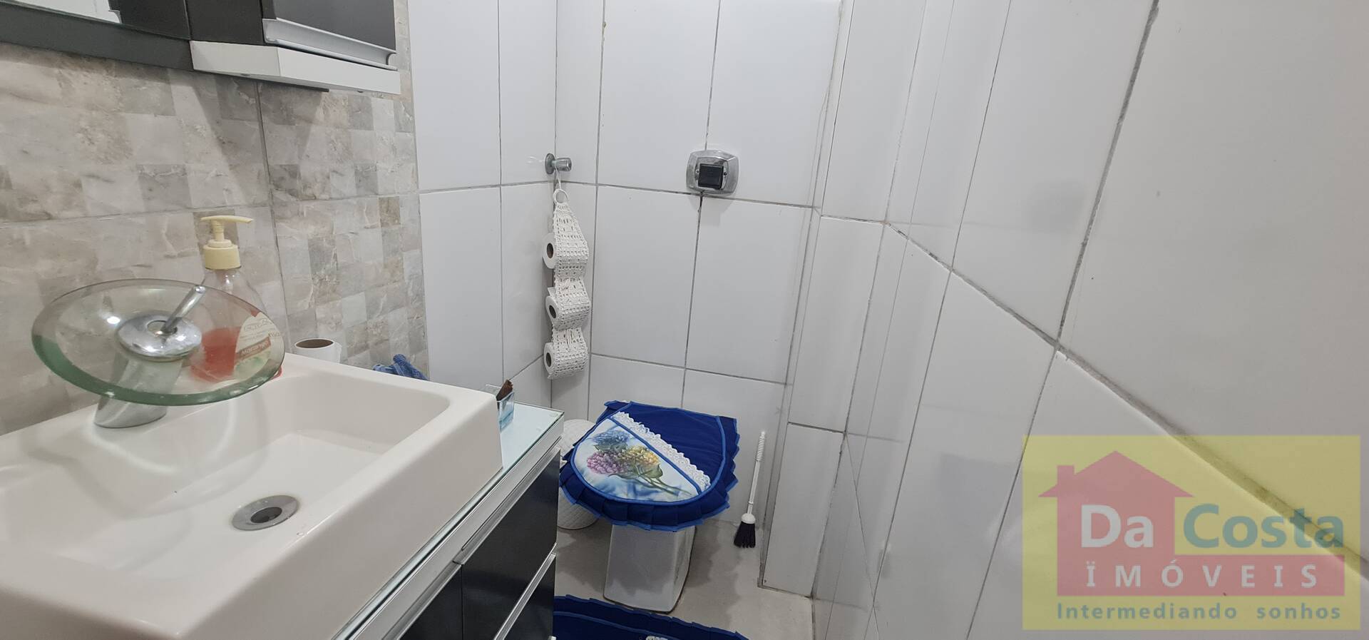 Casa tipo sobrado 4 dormitórios, 387m², Passo Da Areia - Porto Alegre - RS