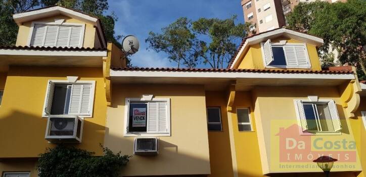 Casa com 3 dormitórios à venda, 131 m² - Jardim Carvalho - Porto Alegre-RS