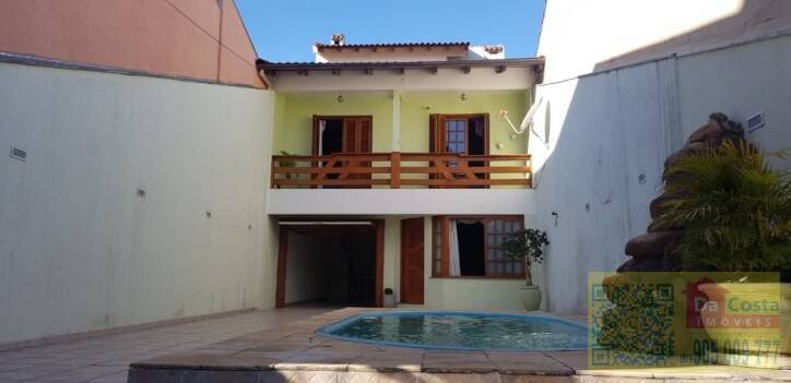 Casa Alto Padrão Semi-Mobiliada com Piscina e SF- Vila João Pessoa-POA - RS